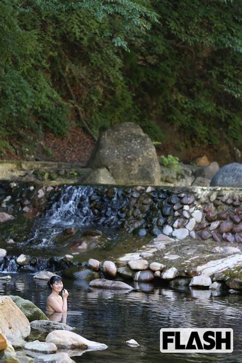 混浴画像|皆で入れば恥ずかしくない！切明温泉「河原の湯」混。